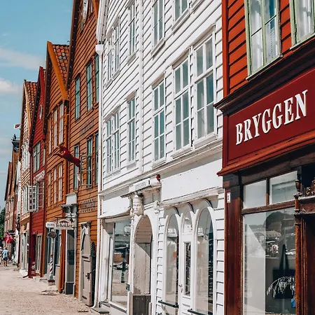 トーン ローゼンクランツ