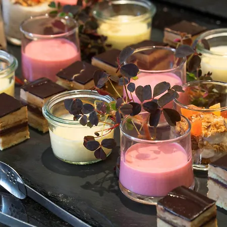 トーン ローゼンクランツ ホテル 4*