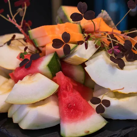 トーン ローゼンクランツ 4*