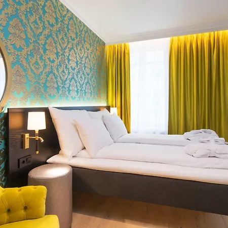 トーン ローゼンクランツ 4*