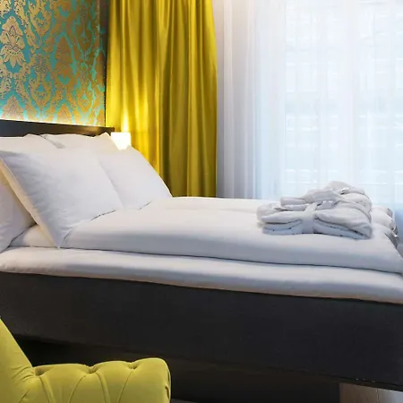 トーン ローゼンクランツ 4*